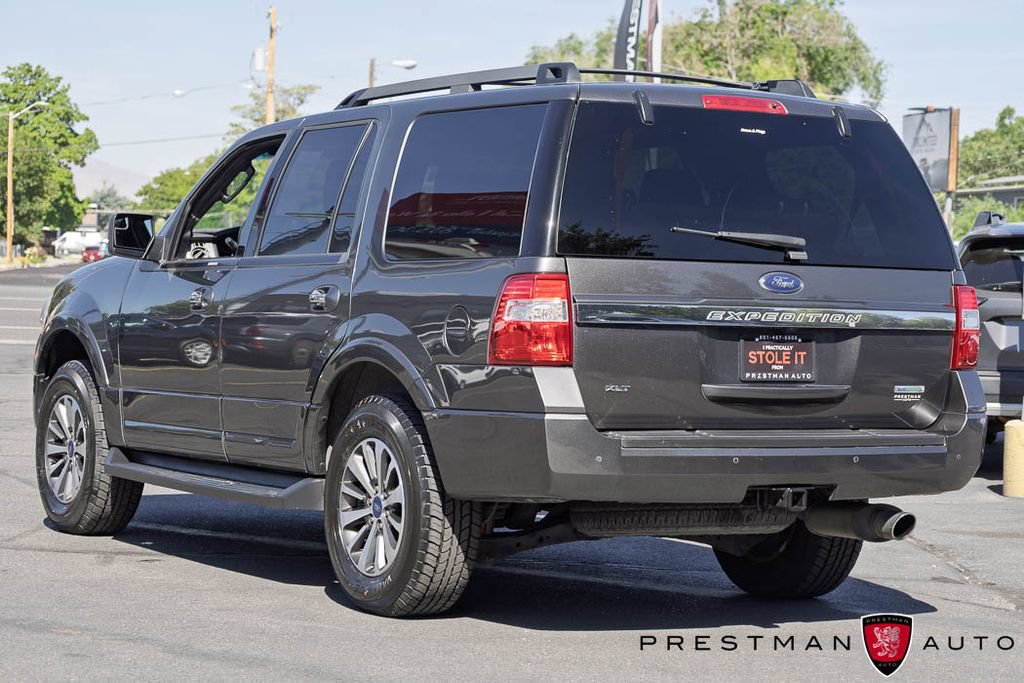 Used 2017 Ford Expedition XLT AWD/4WD image 14
