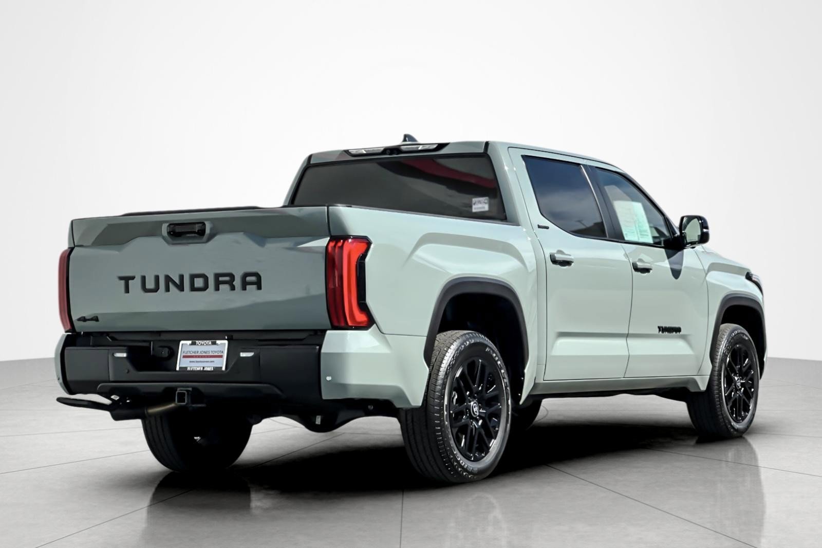Certified 2025 Toyota Tundra Limited AWD/4WD image 5