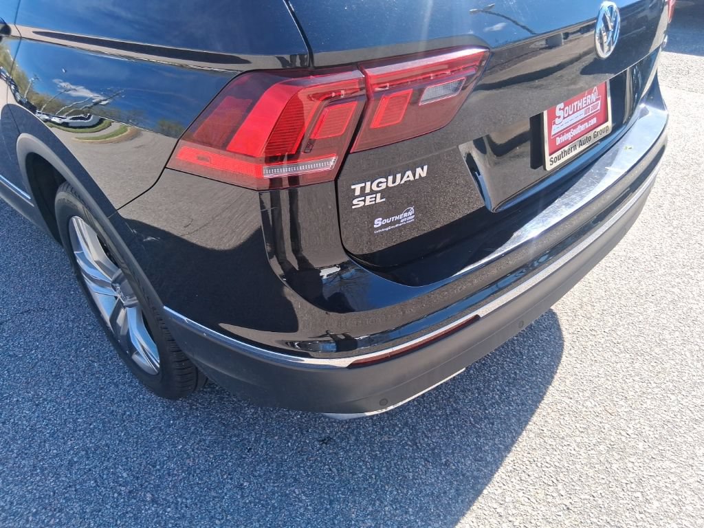Used 2021 Volkswagen Tiguan SEL AWD/4WD image 10