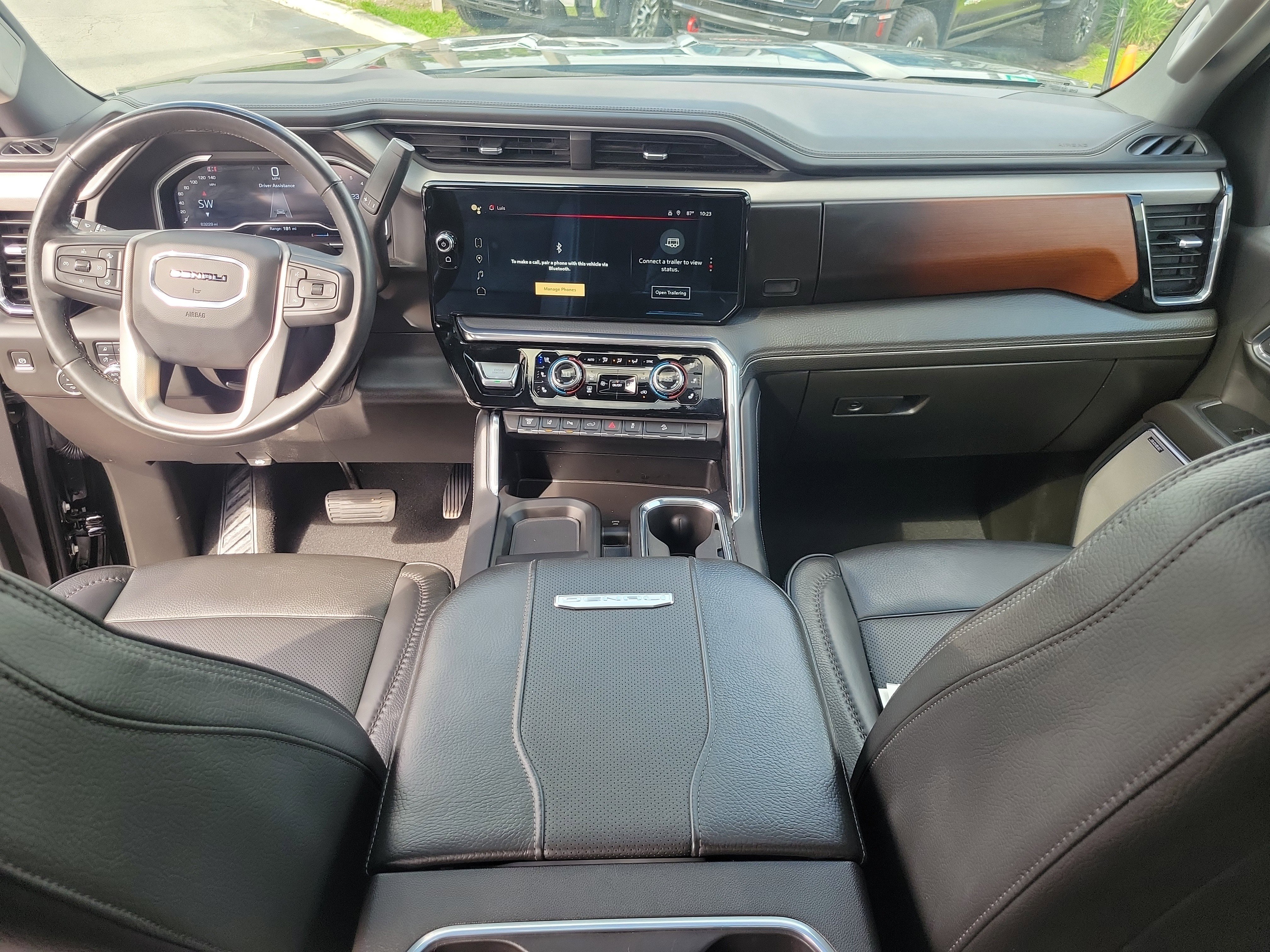 Used 2024 GMC Sierra 2500 Denali w/ Denali Reserve Package image 18