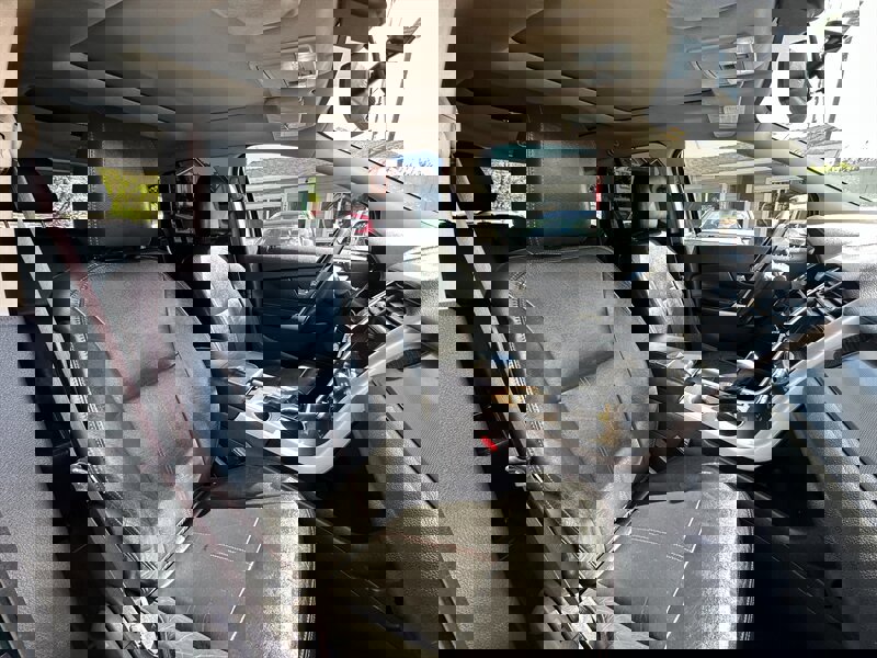 Used 2012 Ford Edge SEL FWD image 13