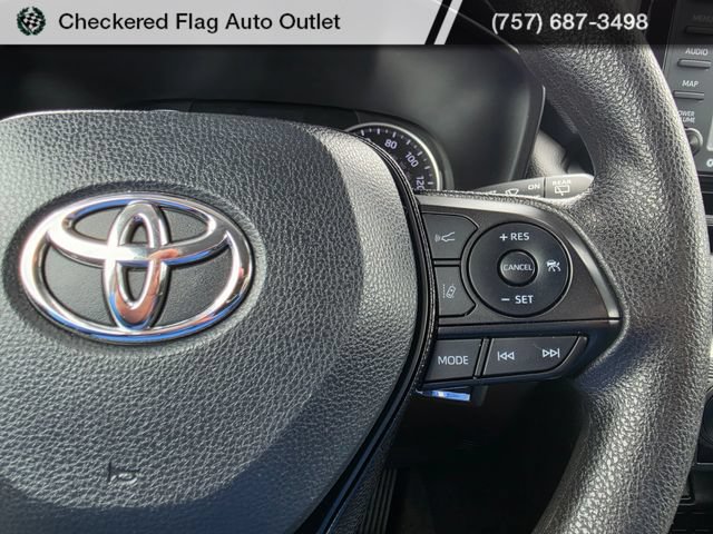 Used 2021 Toyota RAV4 LE AWD/4WD image 27