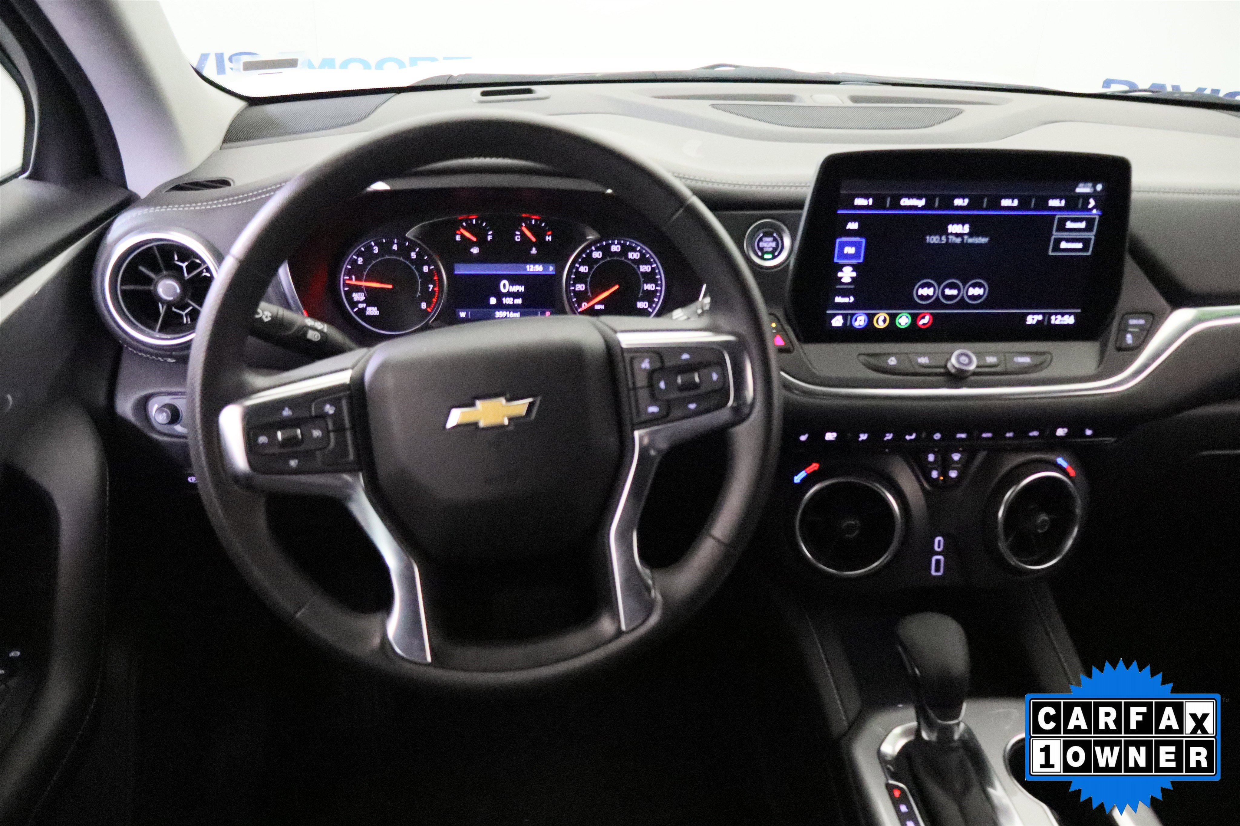 Used 2025 Chevrolet Blazer LT AWD/4WD image 17