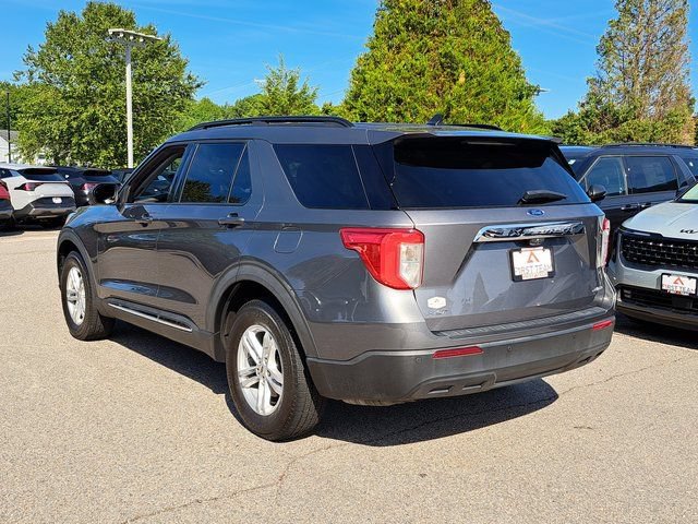 Used 2021 Ford Explorer XLT AWD/4WD image 7