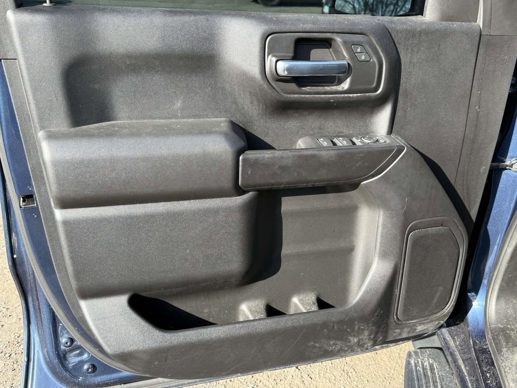 Used 2022 Chevrolet Silverado 1500 Custom image 25