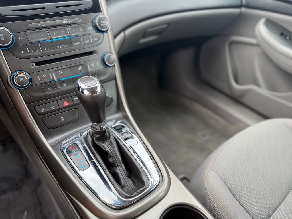 Used 2013 Chevrolet Malibu LS image 20