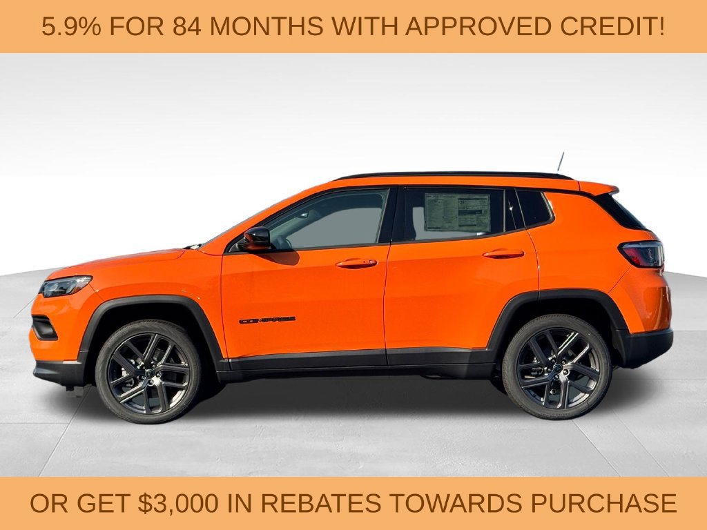New 2026 Jeep Compass Latitude AWD/4WD image 4
