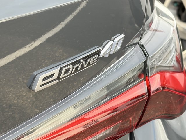 Certified 2023 BMW i4 eDrive40 w/ M Sport Package RWD image 10