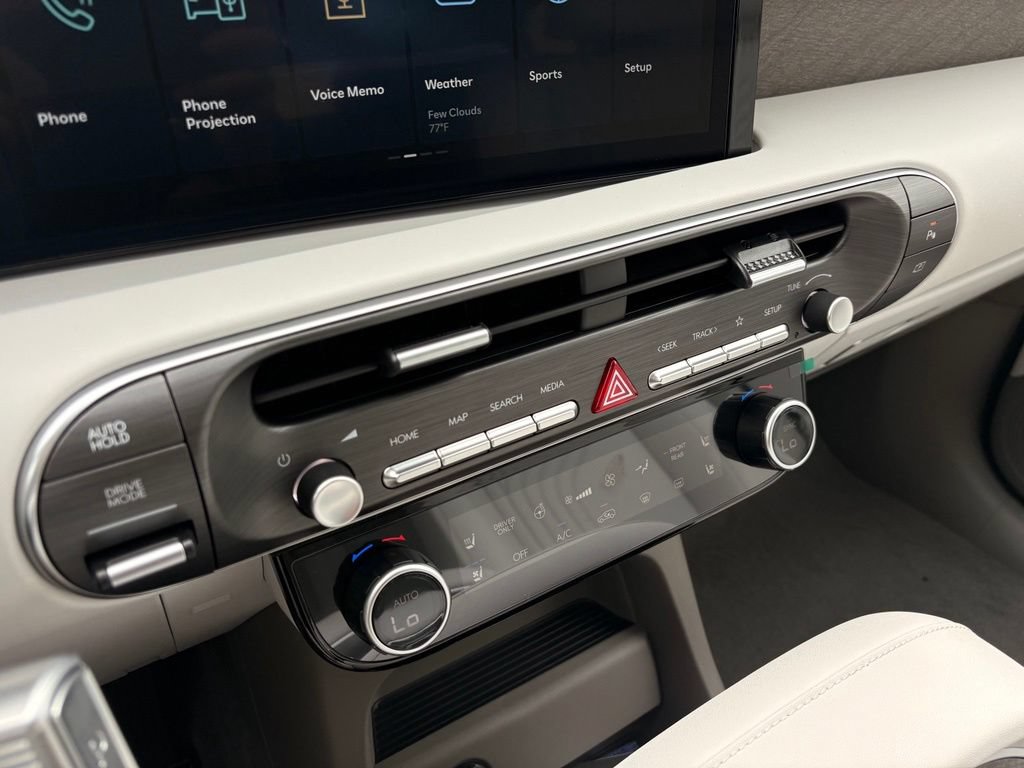New 2026 Hyundai Palisade SEL Premium w/ Tow & Go Package FWD image 18