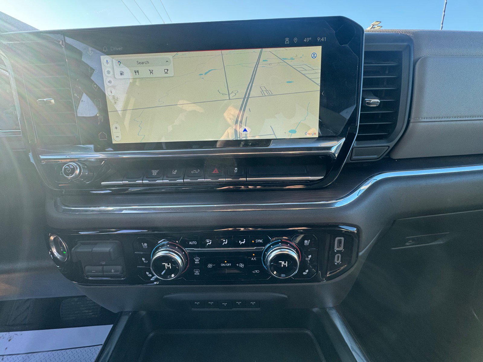 Used 2024 GMC Sierra 3500 SLT w/ SLT Convenience Package image 21