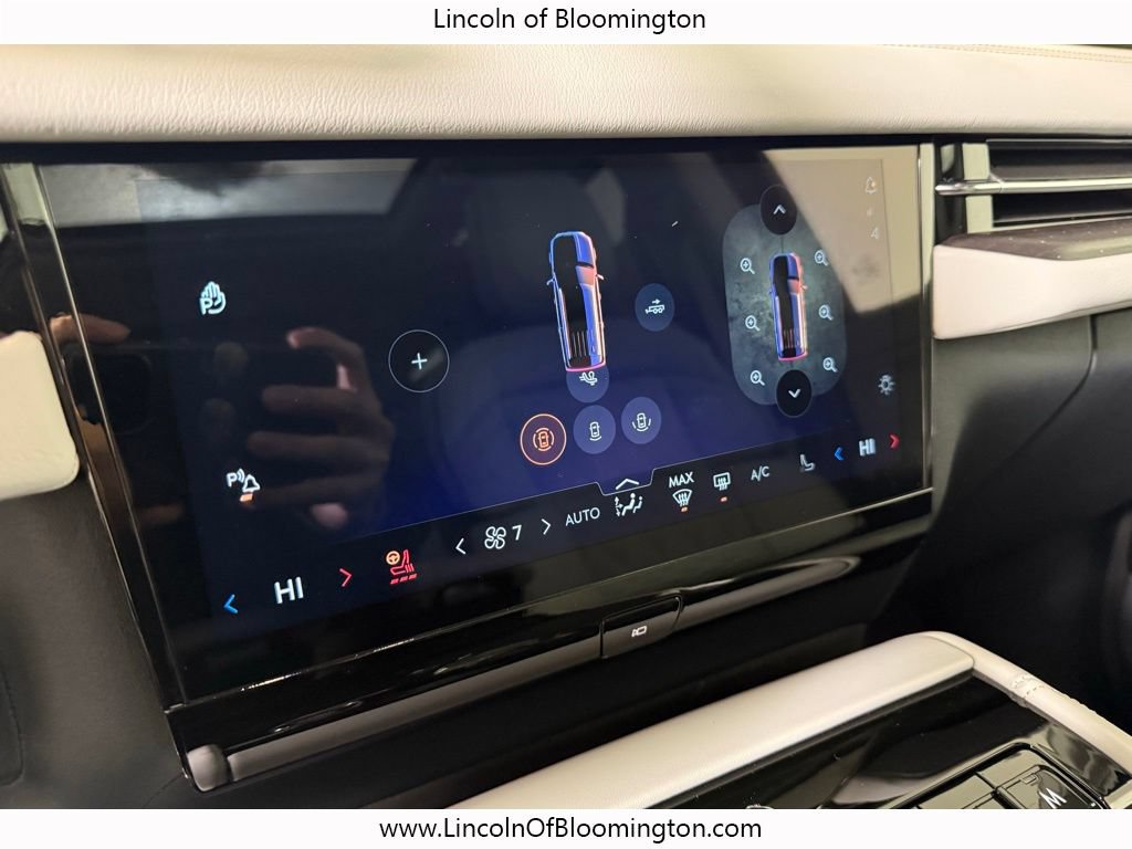 New 2025 Lincoln Navigator L Black Label AWD/4WD image 48