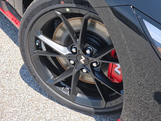 New 2026 Hyundai Elantra N FWD image 13