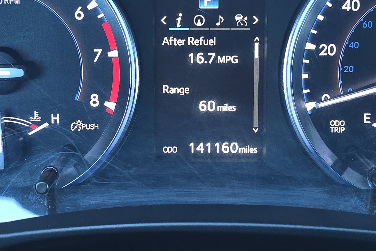 Used 2015 Toyota Highlander Limited w/ Driver Technology Package image 27