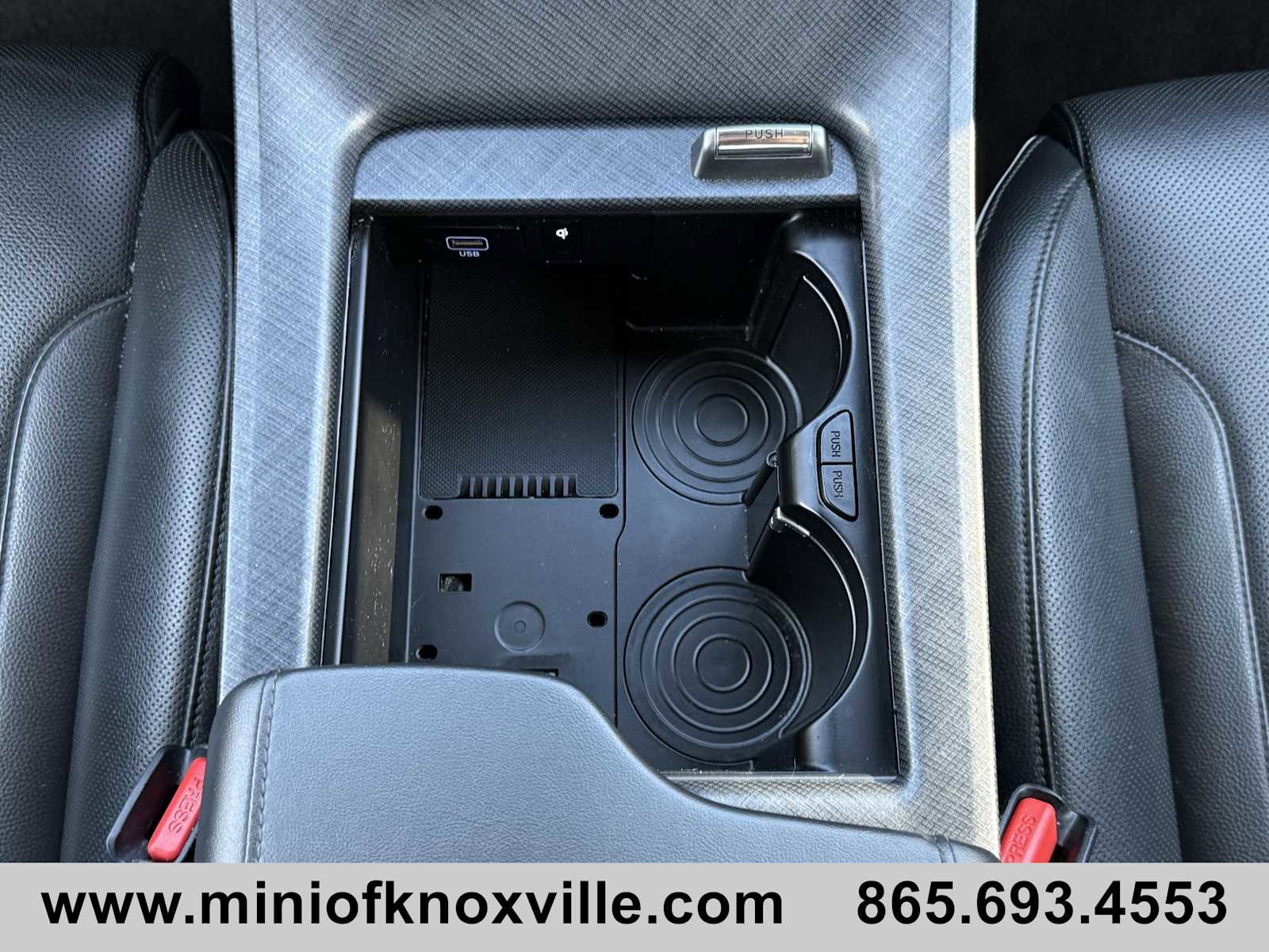 Used 2024 Hyundai Palisade Limited image 19