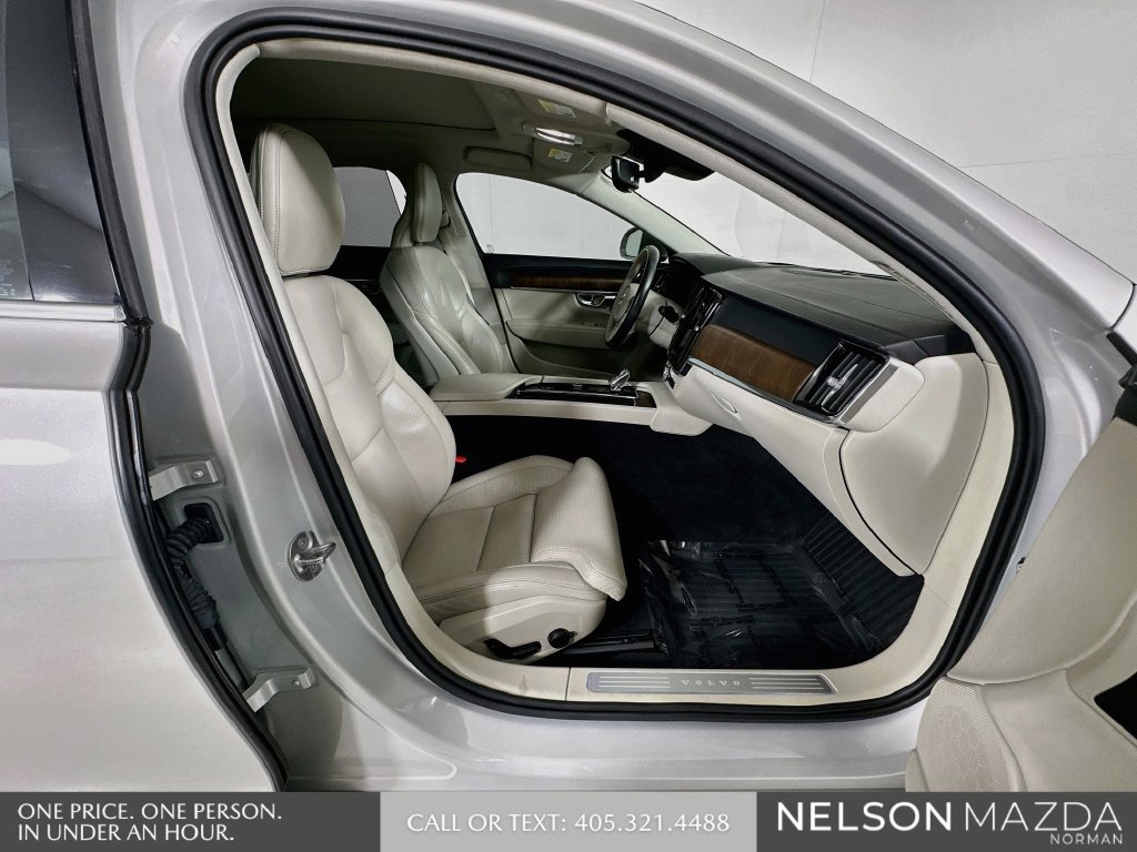 Used 2022 Volvo S90 B6 Inscription w/ Advanced Package AWD/4WD image 29