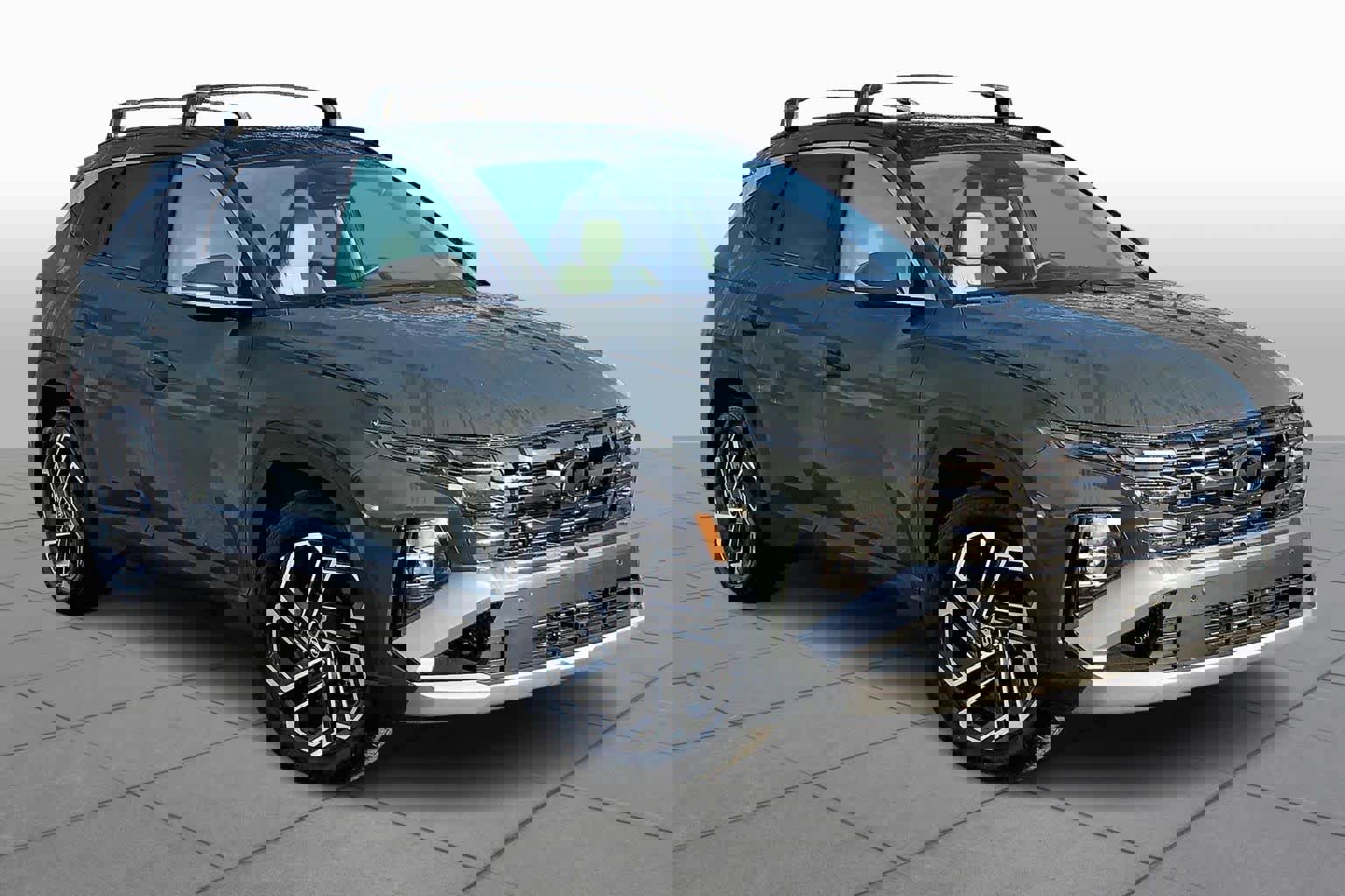 Used 2025 Hyundai Tucson Limited image 3