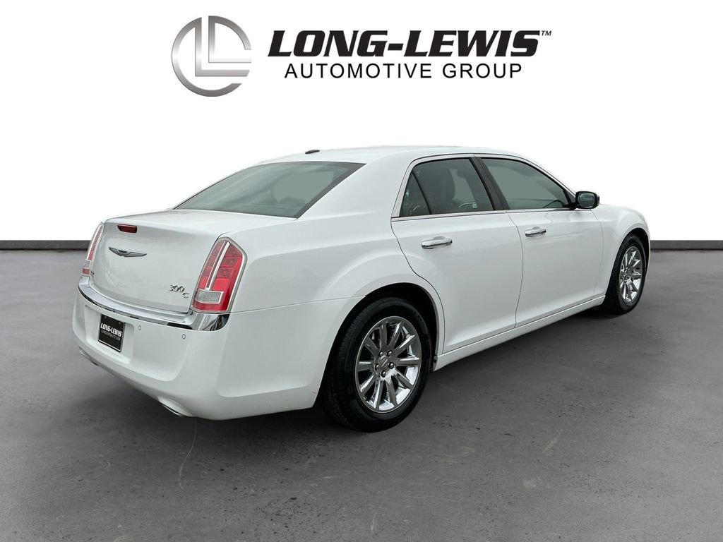 Used 2013 Chrysler 300 C w/ Light Group image 7