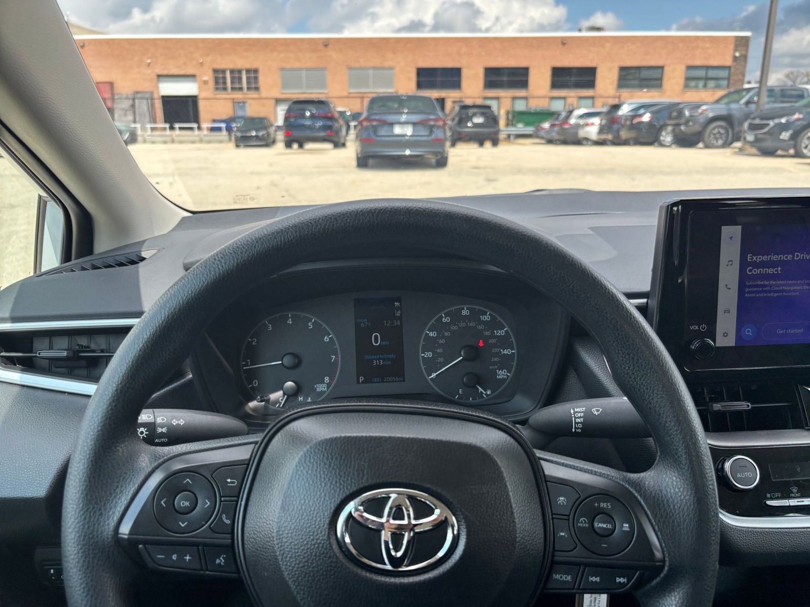 Used 2025 Toyota Corolla LE image 32