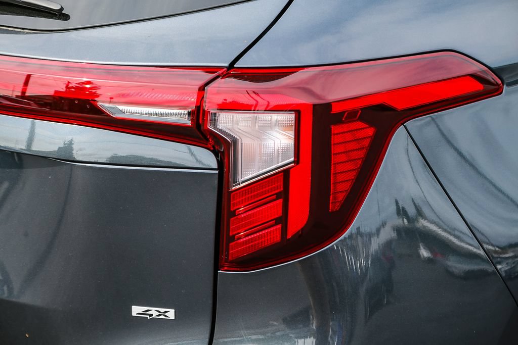 Certified 2026 Kia Seltos EX w/ EX Sunroof Package AWD/4WD image 9