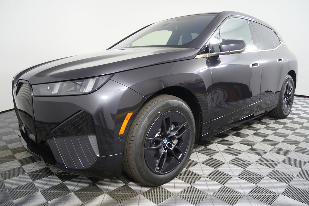 New 2026 BMW iX xDrive45 image 8