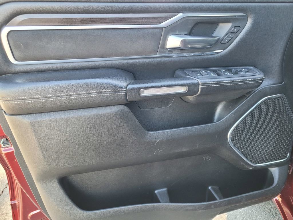 Used 2025 RAM 1500 Laramie image 16