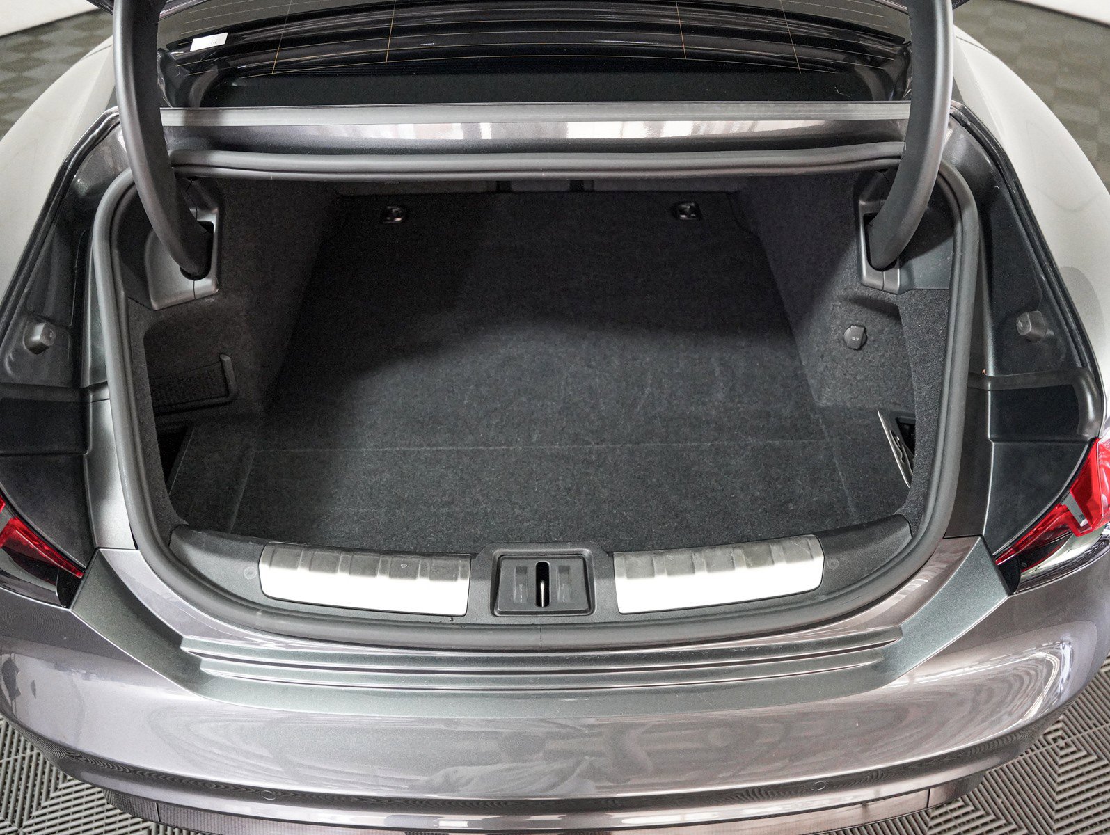 Used 2024 Audi RS e-tron GT w/ Carbon Performance Package image 6