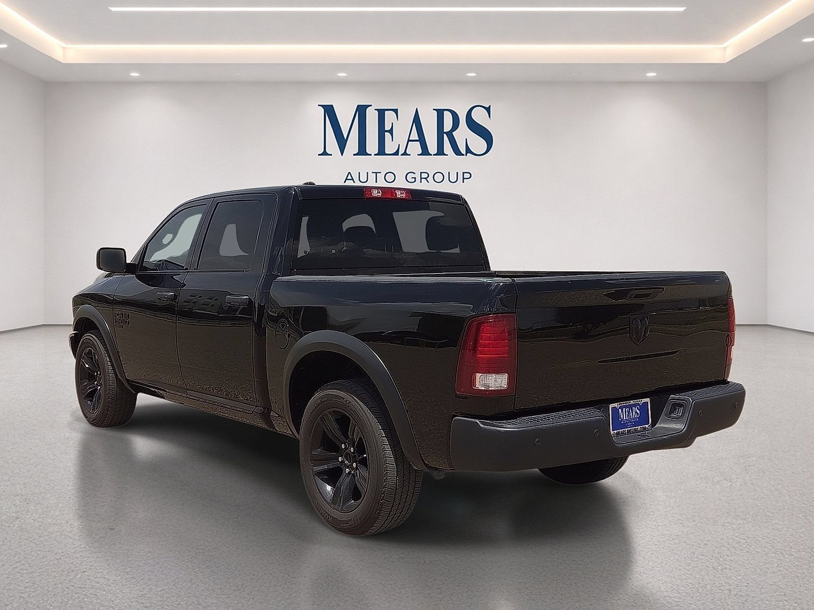 Used 2024 RAM 1500 Classic Warlock RWD image 3