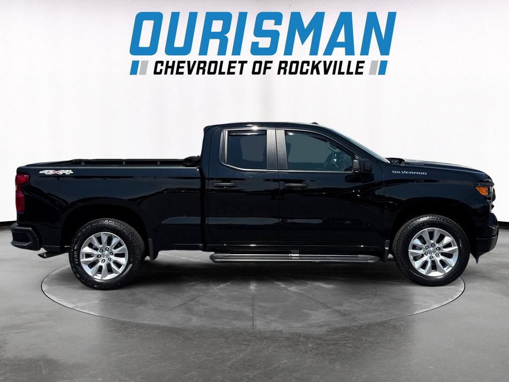 Used 2024 Chevrolet Silverado 1500 Custom AWD/4WD image 7
