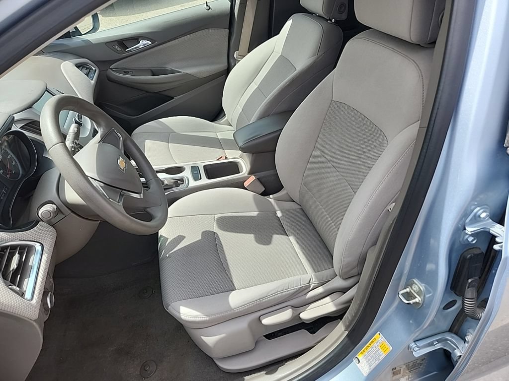 Used 2018 Chevrolet Cruze LS FWD image 30