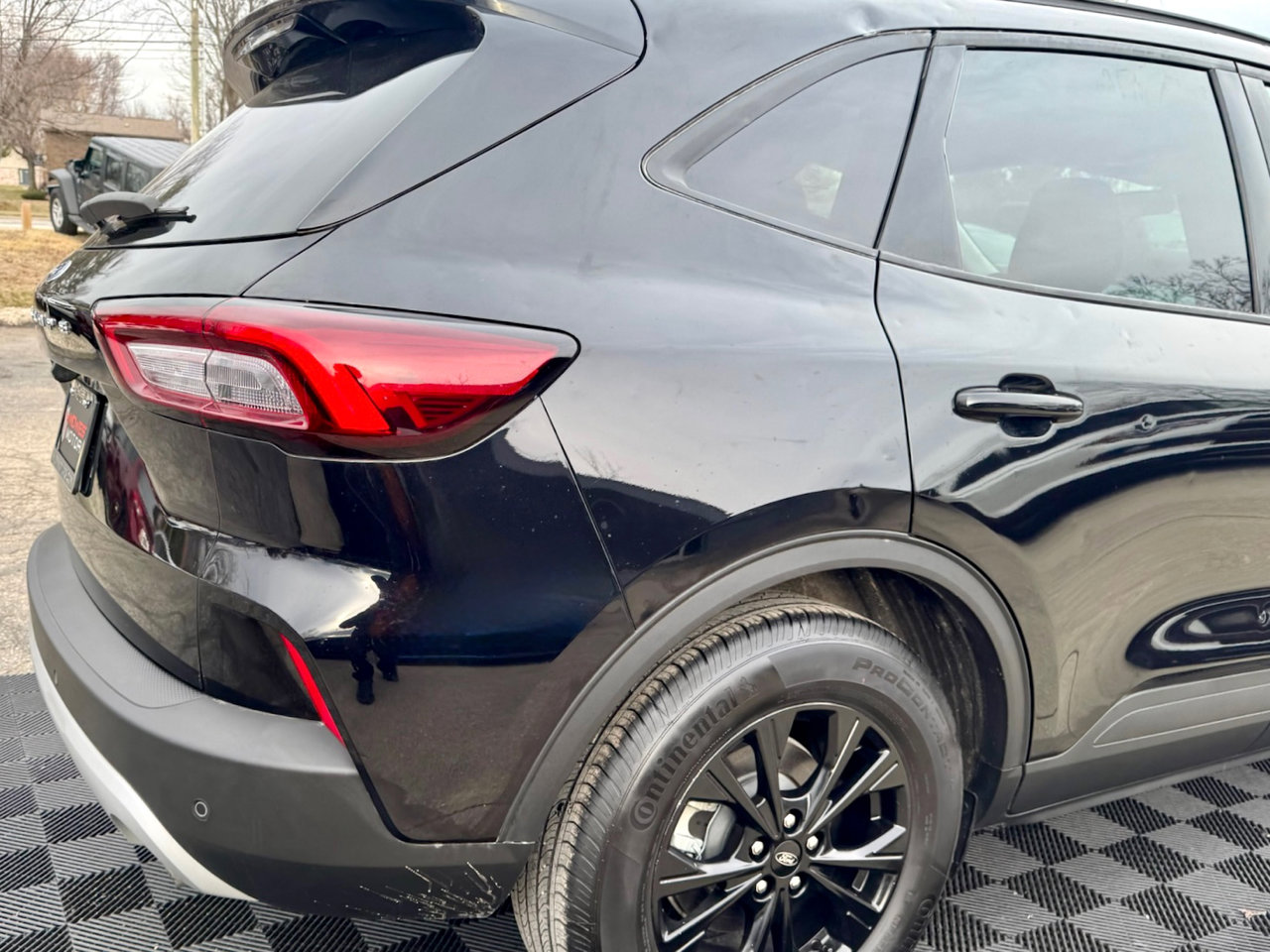 Used 2025 Ford Escape Active w/ Active Premium Tech Pack image 14