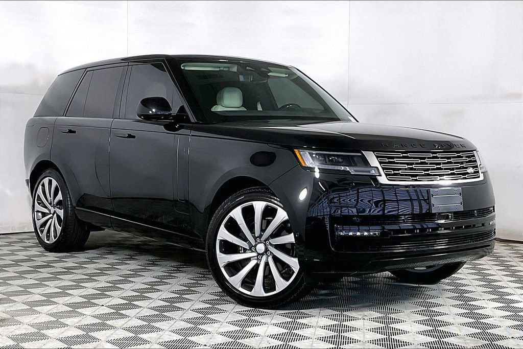 Used 2025 Land Rover Range Rover SE AWD/4WD image 11