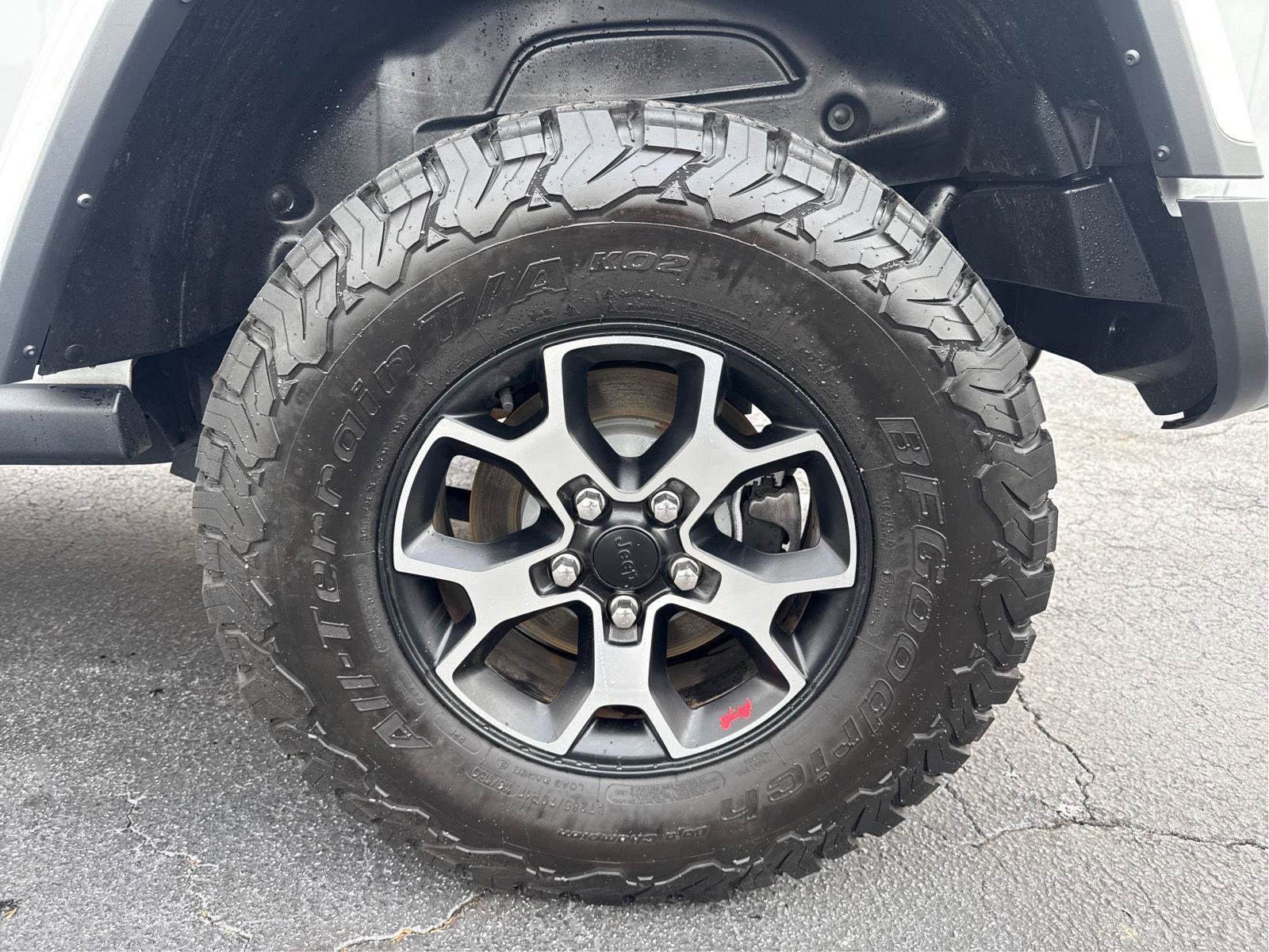 Used 2023 Jeep Wrangler Unlimited Rubicon w/ Cold Weather Group image 39