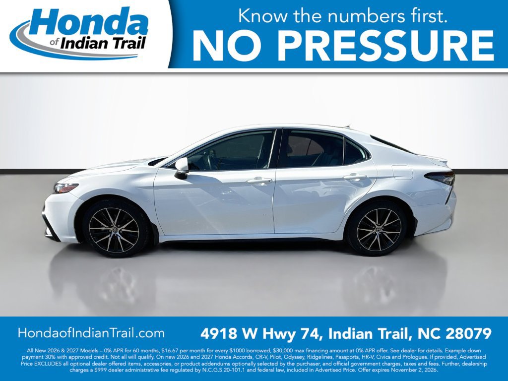 Used 2024 Toyota Camry SE w/ Blackout Package (TMS) FWD image 4
