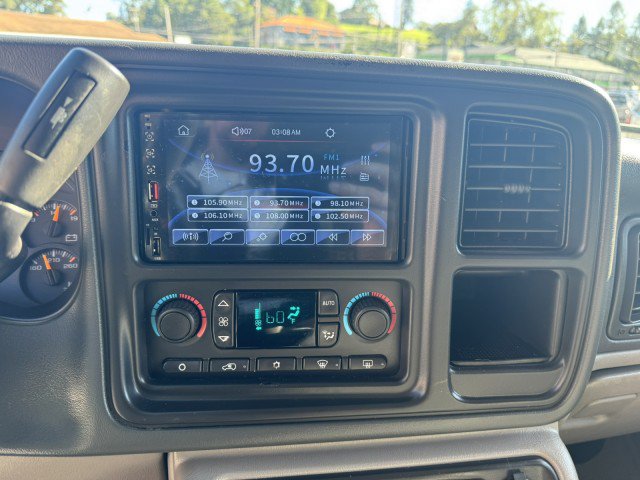 Used 2005 Chevrolet Tahoe Z71 w/ Preferred Equipment Group AWD/4WD image 15