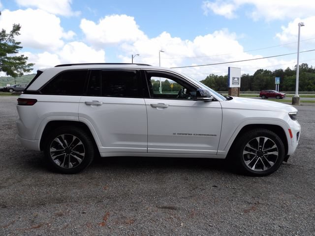 Used 2024 Jeep Grand Cherokee Overland w/ Adv Protech Group III AWD/4WD image 6