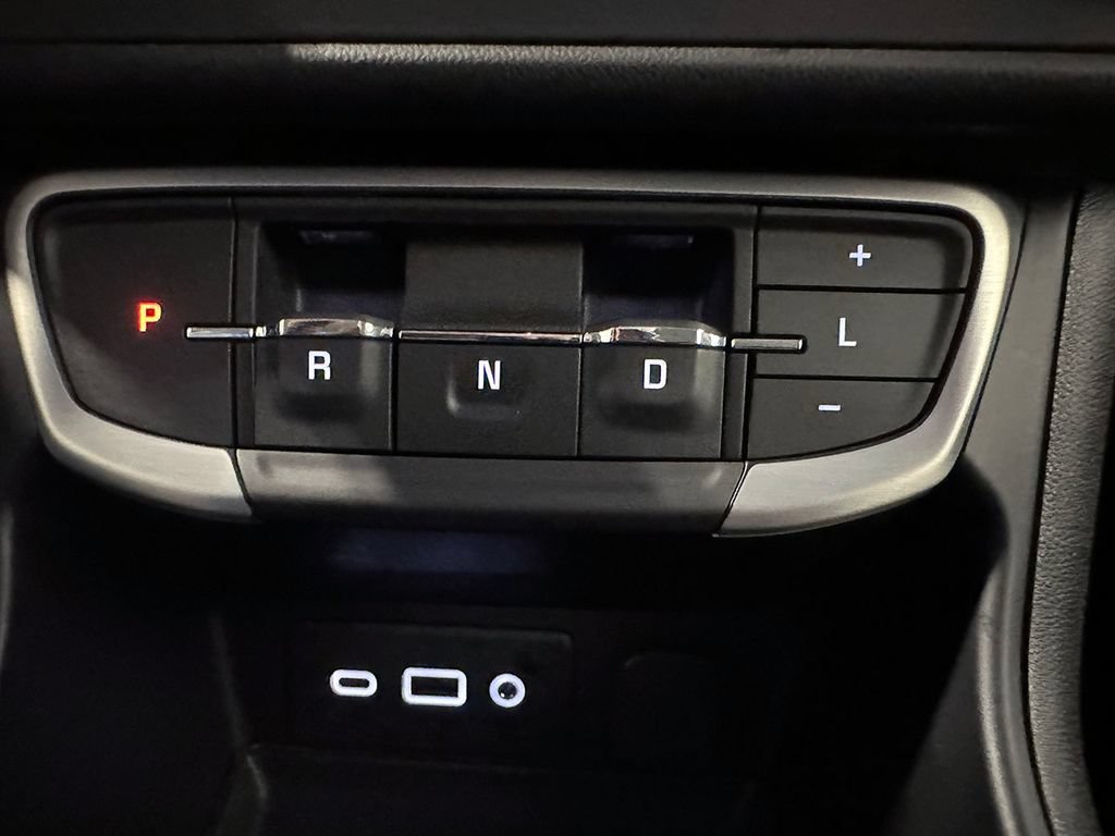 Used 2023 GMC Terrain SLE w/ Elevation Edition AWD/4WD image 29