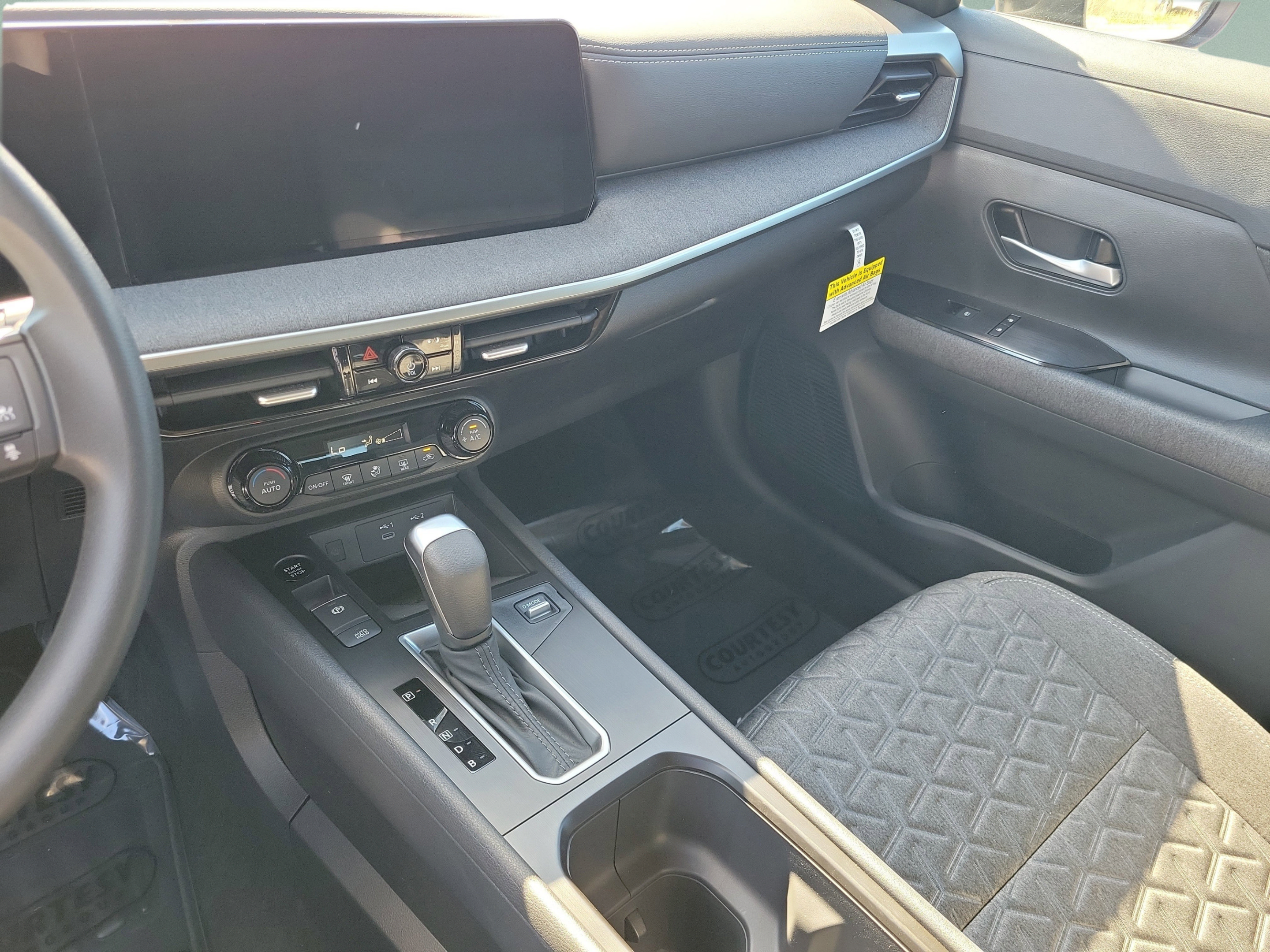 Certified 2026 Nissan Kicks SV FWD image 20