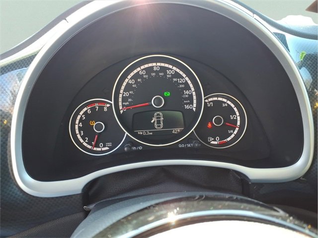 Used 2014 Volkswagen Beetle R-Line image 15