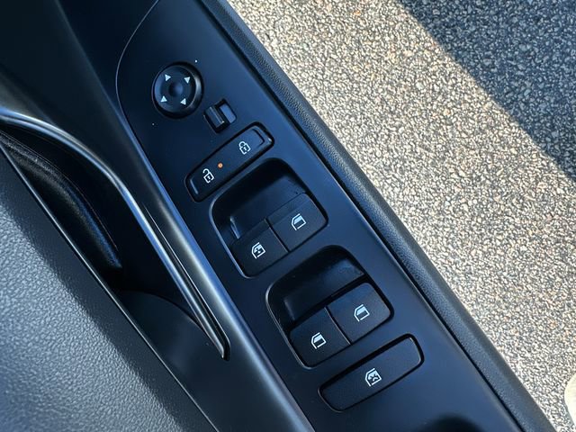 Used 2025 Hyundai Elantra N image 24