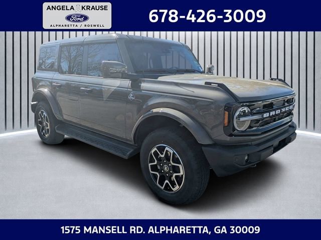 New 2026 Ford Bronco Outer Banks AWD/4WD image 1
