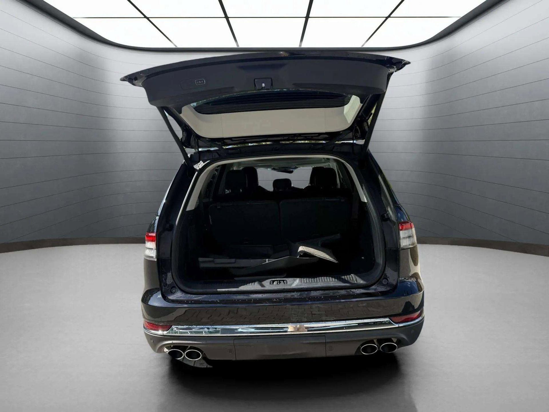 Used 2025 Lincoln Aviator Reserve w/ Illumination Package image 21