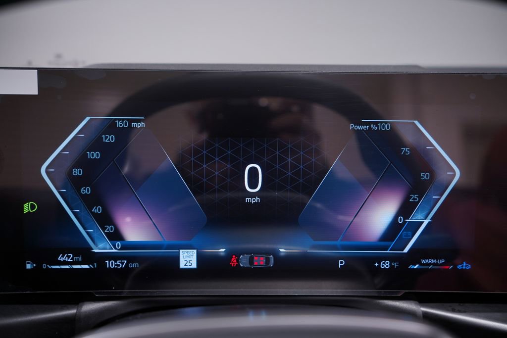 Used 2025 BMW 430i Convertible w/ Convenience Package image 24