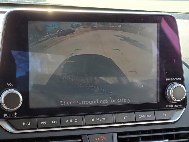 Used 2024 Nissan Altima 2.5 SV image 20