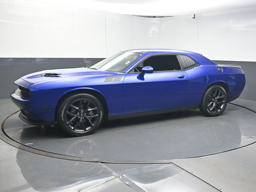 Used 2021 Dodge Challenger SXT w/ Blacktop Package image 4