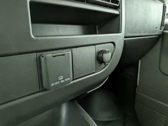Used 2024 GMC Savana 2500 w/ Driver Convenience Package RWD image 7