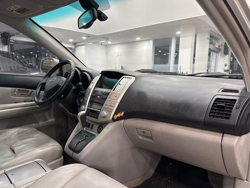 Used 2006 Lexus RX 400h 2WD image 8