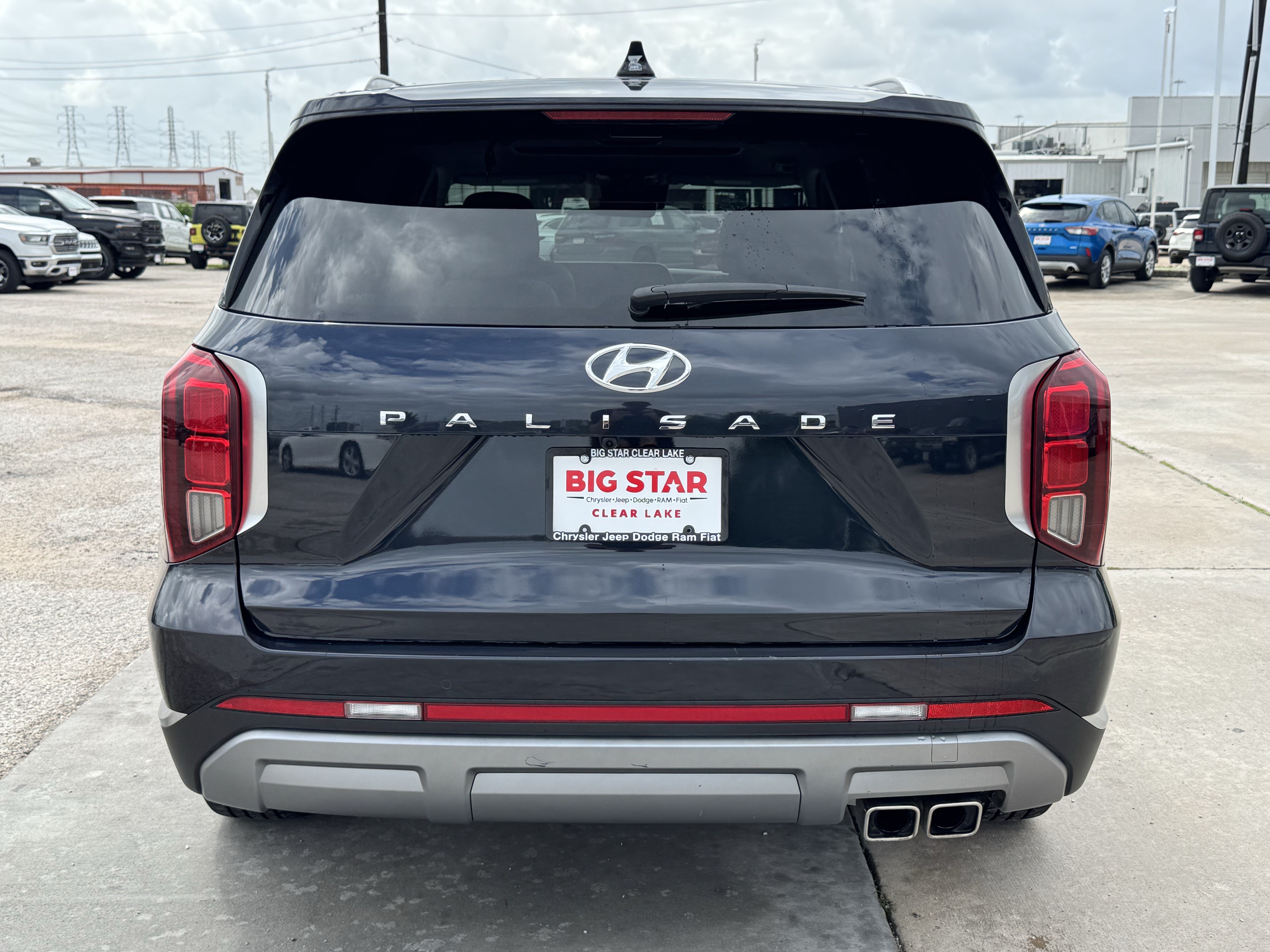 Used 2024 Hyundai Palisade Limited FWD image 10