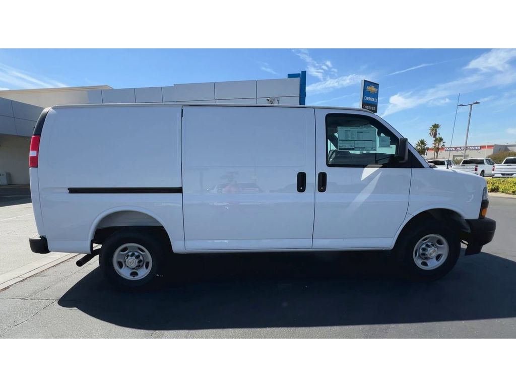 New 2025 Chevrolet Express 2500 w/ Driver Convenience Package image 13