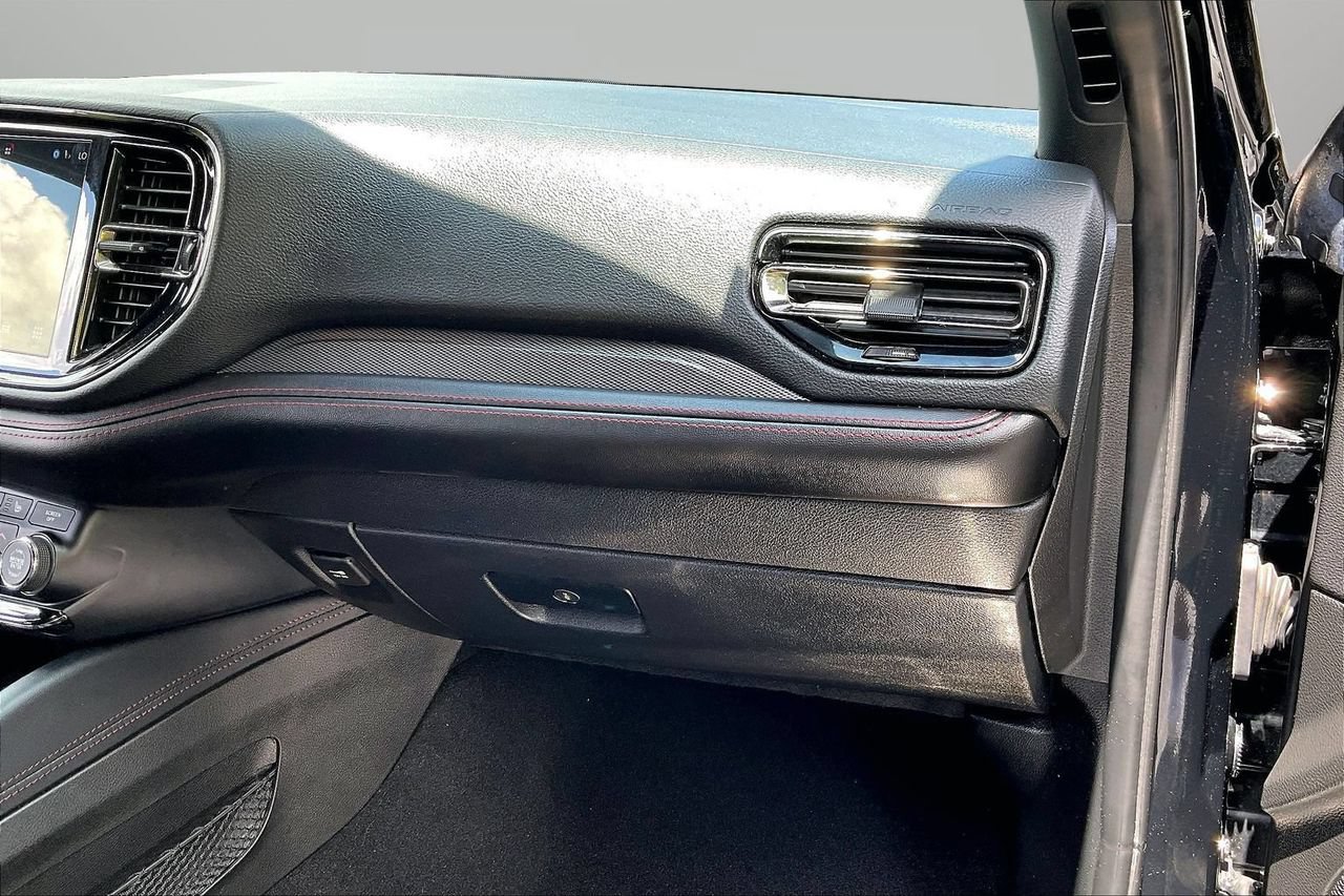 Used 2023 Dodge Durango R/T AWD/4WD image 21