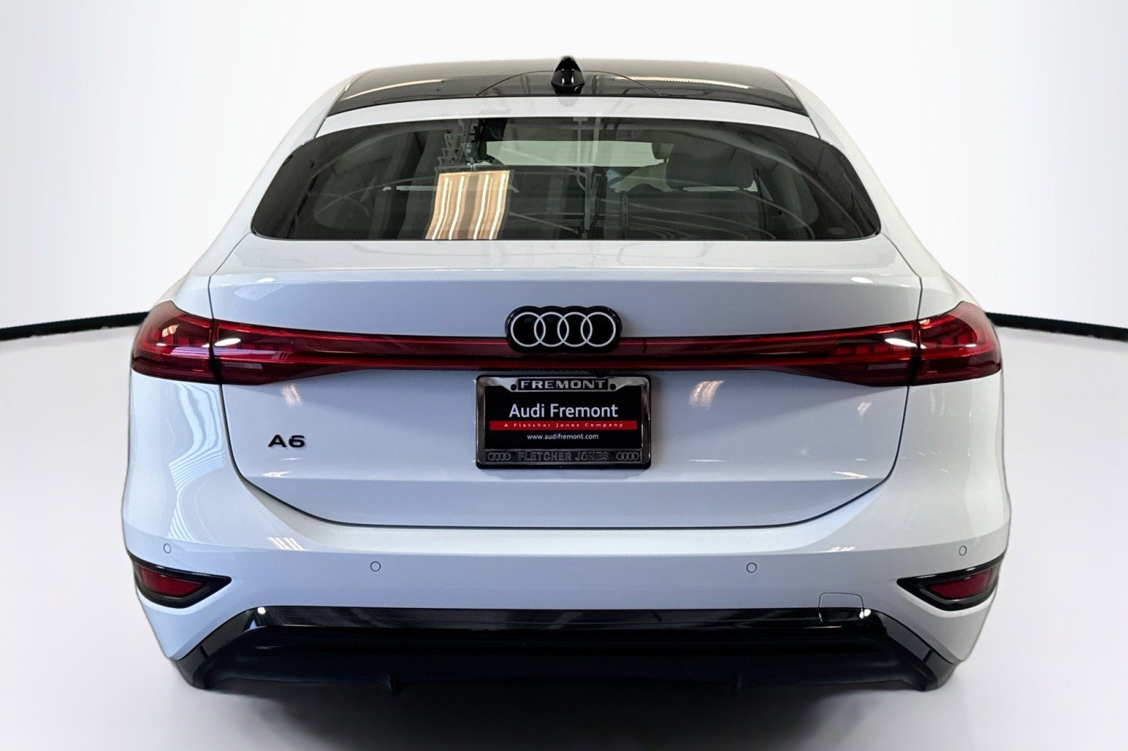 Used 2025 Audi A6 e-tron Premium Plus w/ Premium Plus RWD image 6